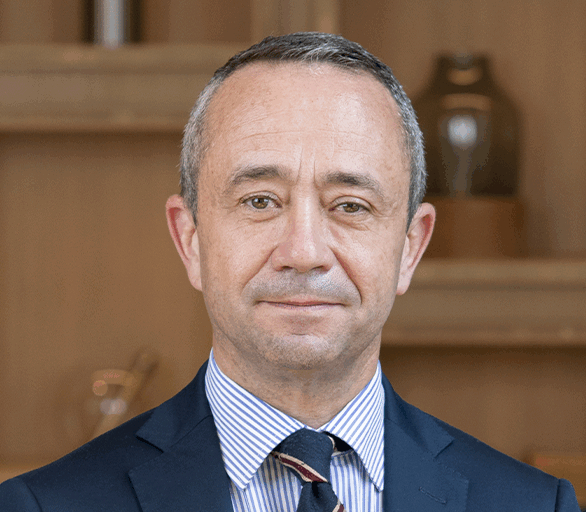 gide advises bassac on the greenlight acquisition talks, providing expert legal guidance throughout the negotiation process.