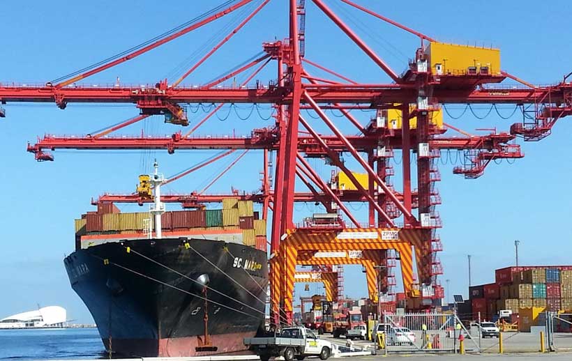 explore russia's challenges and evolving role in african trade dynamics, highlighting economic, political, and strategic factors shaping their interactions.