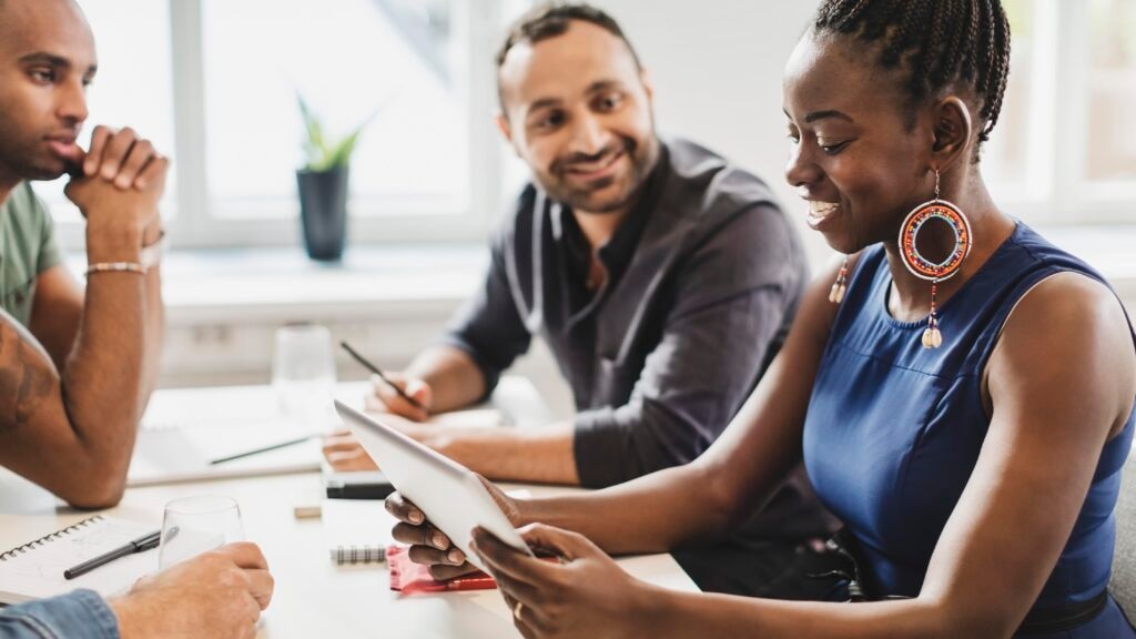 fo rejects long-term negotiations on unemployment insurance, emphasizing the need for immediate and effective solutions.