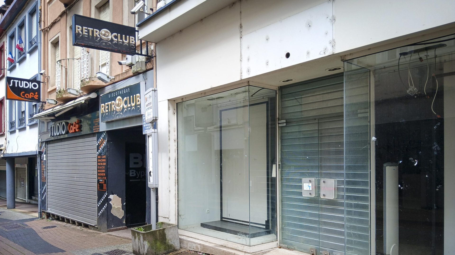 annie genevard voices concerns and criticism towards retailers amid ongoing trade talks, highlighting key issues in the negotiations.